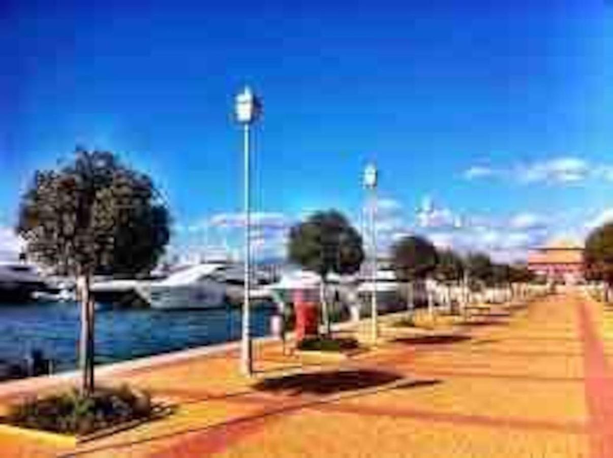 Paleo Faliro Athens Fully Equipped 2 Bedrooms 90 Sqm Big Apartment 200M To Free Beach Kültér fotó