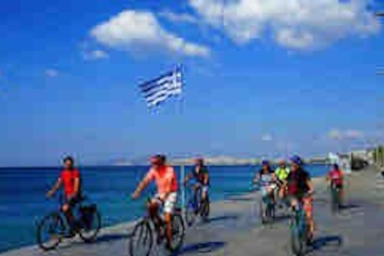 Paleo Faliro Athens Fully Equipped 2 Bedrooms 90 Sqm Big Apartment 200M To Free Beach Kültér fotó